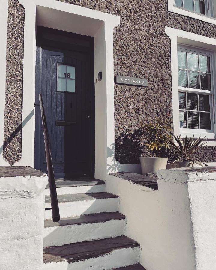 Bryn Goleu, Mersey Street, Borth-y-gest *